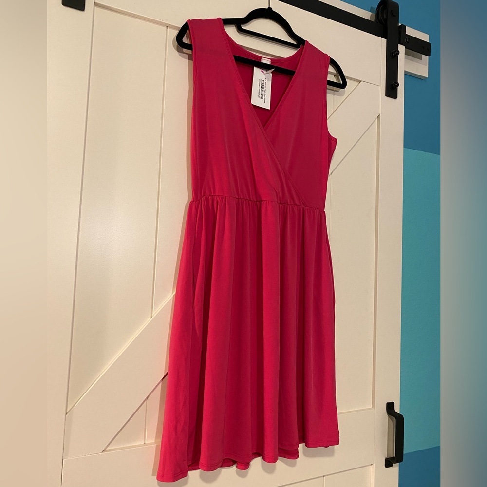 HoneyMe Sleeveless Dress - Fuchsia / Pink - Size Medium - NWT